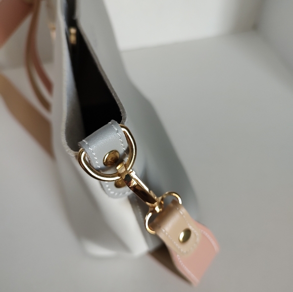 2 toned purse - Picture 5 of 6